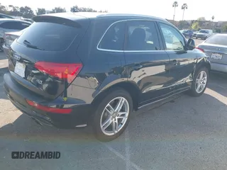 2014 Audi Q5 Prestige with VIN WA1WGAFP5EA126401, listed as a IAAI auction lot 41361479 with 32,551 mi miles and . Bid and sale history available at DreamBid. Image 4.
