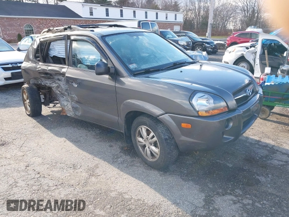 2009 Hyundai Tucson GLS with VIN KM8JM12B89U990278, listed as a IAAI auction lot 41071349 with 131,291 mi miles. Bid and sale history available at carsss.com. Image 1.