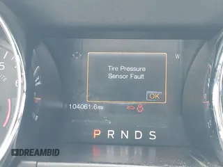 2015 Ford Mustang EcoBoost с VIN 1FA6P8TH2F5383642, выставлен на аукционе IAAI как лот 42054246 с пробегом 104 061 миль миль и . История ставок и продаж доступна на DreamBid. Изображение 16.