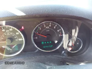 2017 Jeep Wrangler Unlimited Sahara с VIN 1C4BJWEGXHL611873, выставлен на аукционе IAAI как лот 42675608 с пробегом 104 473 миль миль и . История ставок и продаж доступна на DreamBid. Изображение 7.