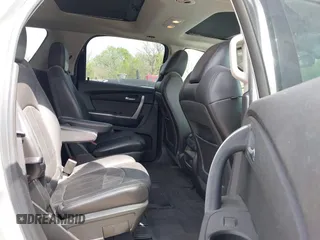 2011 GMC Acadia SLT2 with VIN 1GKKVSEDXBJ418519, listed as a IAAI auction lot 41995970 with 189,265 mi miles. Bid and sale history available at carsss.com. Image 8.