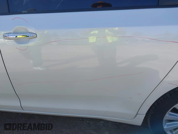 2014 Toyota Sienna Ltd with VIN 5TDDK3DC0ES090160, listed as a IAAI auction lot 41763998 with 160,508 mi miles. Bid and sale history available at carsss.com. Image 18.