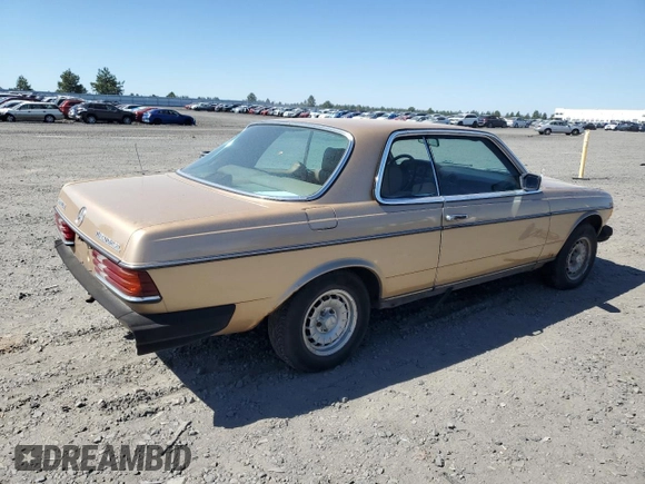 1985 Mercedes-Benz 300 с VIN WDBAB53A6FA202200, выставлен на аукционе Copart как лот 60064145 с пробегом 202 868 миль миль и Чистый • Clean title. История ставок и продаж доступна на DreamBid. Изображение 3.