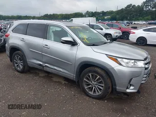 2018 Toyota Highlander SE с VIN 5TDJZRFH6JS545680, выставлен на аукционе IAAI как лот 42548969 с пробегом 43 622 миль миль и . История ставок и продаж доступна на DreamBid. Изображение 1.