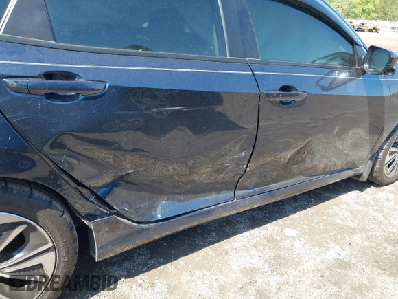 2017 Honda Civic Sedan EX-T with VIN 19XFC1F39HE021182, listed as a IAAI auction lot 41987404 with 88,733 mi miles. Bid and sale history available at carsss.com. Image 6.