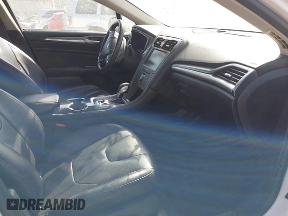 2015 Ford Fusion Titanium with VIN 3FA6P0D99FR285052, listed as a IAAI auction lot 41800853 with 181,437 mi miles. Bid and sale history available at carsss.com. Image 5.