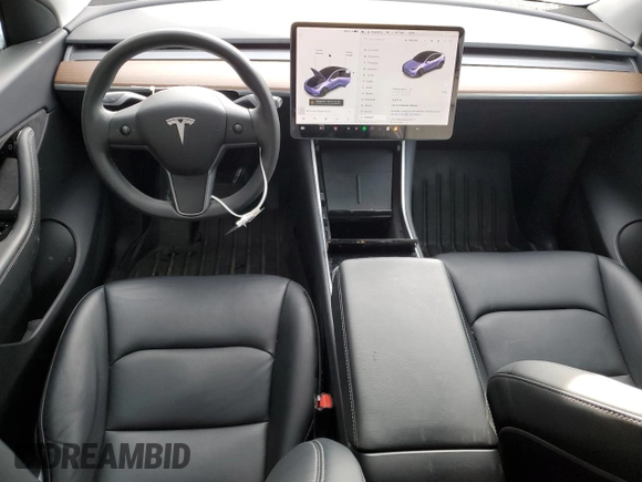 2020 Tesla Model Y Long Range z VIN 5YJYGDEE8LF029553, wystawiony jako Copart lot #51010665 z przebiegiem 42 877 mil mil oraz Szkoda całkowita • Salvage title. Historia ofert i sprzedaży dostępna na DreamBid. Obrazek 8.