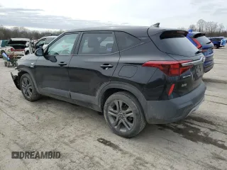 2021 Kia Seltos LX with VIN KNDEPCAA6M7104905, listed as a Copart auction lot 51917725 with 77,676 mi miles and Salvage Title. Bid and sale history available at carsss.com. Image 2.