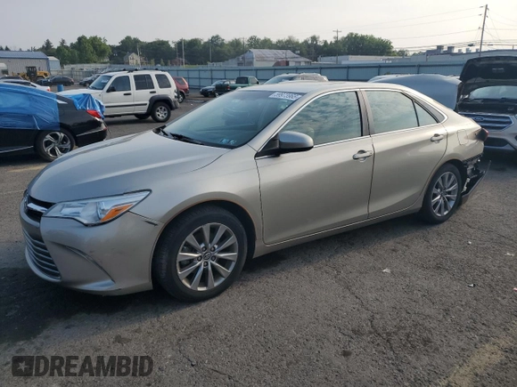 2017 Toyota Camry XLE z VIN 4T1BF1FK9HU625972, wystawiony jako Copart lot #59973965 z przebiegiem 63 630 mil mil oraz Szkoda całkowita • Salvage title. Historia ofert i sprzedaży dostępna na DreamBid. Obrazek 1.