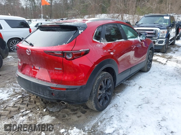 2024 Mazda CX-30 2.5 S Select Sport with VIN 3MVDMBBM2RM626546, listed as a IAAI auction lot 41547432 with 9,192 mi miles. Bid and sale history available at carsss.com. Image 4.