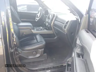 2019 Ford Expedition Max XLT с VIN 1FMJK1HT8KEA27743, выставлен на аукционе IAAI как лот 41509331 с пробегом 140 275 миль миль и . История ставок и продаж доступна на DreamBid. Изображение 5.