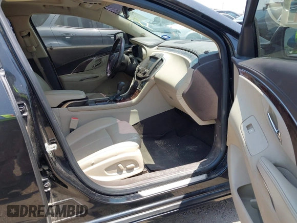 2014 Buick LaCrosse Premium II with VIN 1G4GF5G38EF175333, listed as a IAAI auction lot 42104125 with 167,234 mi miles. Bid and sale history available at carsss.com. Image 5.