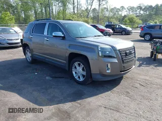 2012 GMC Terrain SLT-1 with VIN 2GKALUEK8C6380606, listed as a IAAI auction lot 41935243 with 123,243 mi miles. Bid and sale history available at carsss.com. Image 1.
