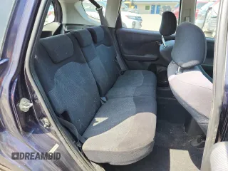 2010 Honda Fit Sport с VIN JHMGE8H49AC008490, выставлен на аукционе Copart как лот 60520065 с пробегом 102 168 миль миль и Чистый • Clean title. История ставок и продаж доступна на DreamBid. Изображение 10.