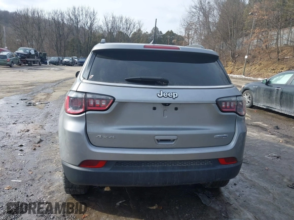 2022 Jeep Compass Latitude с VIN 3C4NJDBB4NT131810, выставлен на аукционе IAAI как лот 41380330 с пробегом 63 588 миль миль и . История ставок и продаж доступна на DreamBid. Изображение 17.