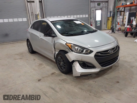 2013 Hyundai Elantra GT with VIN KMHD35LE3DU151891, listed as a IAAI auction lot 41869397 with 84,692 mi miles. Bid and sale history available at carsss.com. Image 1.