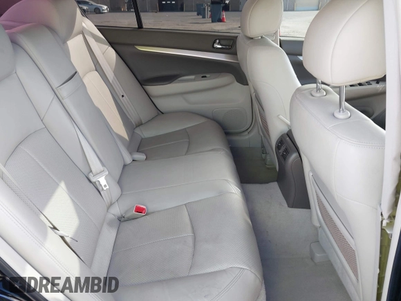 2015 Infiniti Q40 with VIN JN1CV6AP5FM501354, listed as a IAAI auction lot 41901144 with 103,878 mi miles. Bid and sale history available at carsss.com. Image 8.