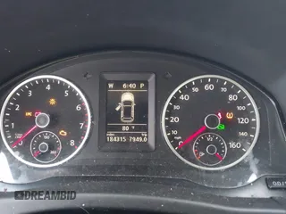 2011 Volkswagen Tiguan SEL w/Premium Navi с VIN WVGAV7AX8BW555798, выставлен на аукционе IAAI как лот 42327196 с пробегом 184 315 миль миль и . История ставок и продаж доступна на DreamBid. Изображение 7.