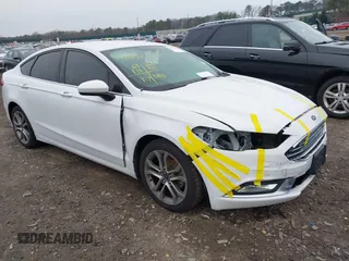 2017 Ford Fusion SE с VIN 3FA6P0HD5HR311857, выставлен на аукционе IAAI как лот 42032322 с пробегом 69 111 миль миль и . История ставок и продаж доступна на DreamBid. Изображение 1.