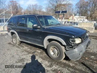 2000 Ford Explorer XLS z VIN 1FMZU62X3YZB92977, wystawiony jako Copart lot #80858044 z przebiegiem 239 166 mil mil oraz Szkoda całkowita • Salvage title. Historia ofert i sprzedaży dostępna na DreamBid. Obrazek 4.