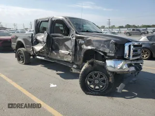 2007 Ford F-250 XL with VIN 1FTSW21P27EA22349, listed as a Copart auction lot 64703015 with 210,396 mi miles and Salvage title. Bid and sale history available at DreamBid. Image 4.