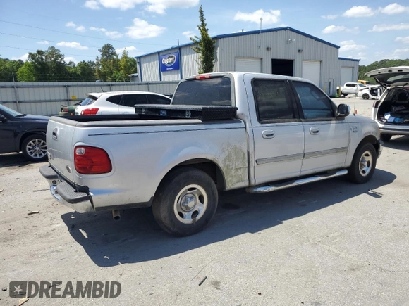2002 Ford F-150 XLT with VIN 1FTRW076X2KC76466, listed as a Copart auction lot 55033005 with 0 mi miles and Clean Title. Bid and sale history available at carsss.com. Image 3.