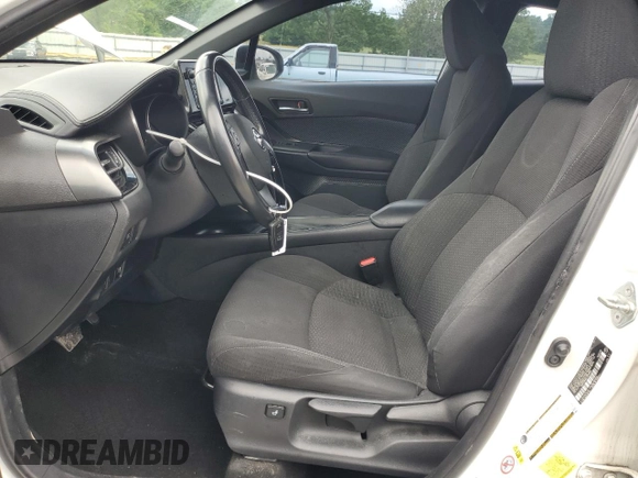 2018 Toyota C-HR XLE с VIN NMTKHMBX6JR016848, выставлен на аукционе Copart как лот 56939615 с пробегом 65 510 миль миль и Списание • Salvage title. История ставок и продаж доступна на DreamBid. Изображение 7.