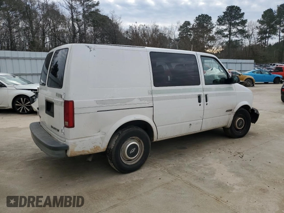 1998 Chevrolet Astro Cargo Van with VIN 1GCDM19W8WB159476, listed as a Copart auction lot 41805445 with 0 mi miles and Salvage Title. Bid and sale history available at carsss.com. Image 3.