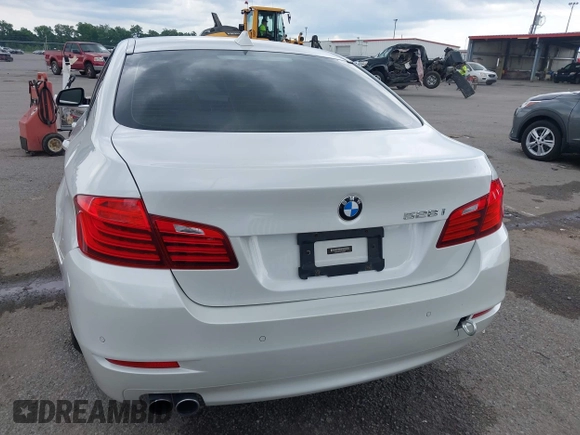 2015 BMW 5 Series 528i with VIN WBA5A5C5XFD522253, listed as a IAAI auction lot 42369196 with 102,798 mi miles and . Bid and sale history available at DreamBid. Image 16.
