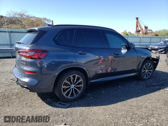 2022 BMW X5 xDrive40i with VIN 5UXCR6C08N9M46142, listed as a Copart auction lot 50332603 with 8,437 mi miles. Bid and sale history available at carsss.com. Image 3.