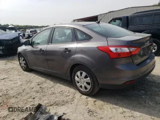 2012 Ford Focus S with VIN 1FAHP3E21CL251788, listed as a Copart auction lot 53663125 with 125,573 mi miles and Salvage Title. Bid and sale history available at DreamBid. Image 2.