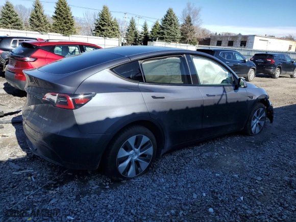 2023 Tesla Model Y Long Range with VIN 7SAYGDEE0PF684251, listed as a Copart auction lot 49074725 with 0 mi miles and Salvage Title. Bid and sale history available at carsss.com. Image 3.