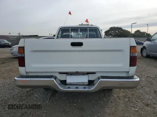 1993 Toyota Pickup DX with VIN JT4RN81P4P5168613, listed as a Copart auction lot 82611524 with 200,408 mi miles and Clean title. Bid and sale history available at DreamBid. Image 10.