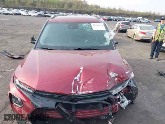 2022 Chevrolet TrailBlazer LT with VIN KL79MRSL8NB096010, listed as a IAAI auction lot 42106834 with 37,697 mi miles and . Bid and sale history available at DreamBid. Image 12.