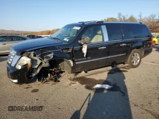 2009 Cadillac Escalade ESV с VIN 1GYFK26279R234146, выставлен на аукционе Copart как лот 86557394 с пробегом 215 773 миль миль и На запчасти • Non repairable. История ставок и продаж доступна на DreamBid. Изображение 1.