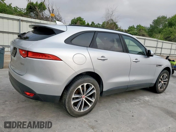 2017 Jaguar F-Pace 20d Premium with VIN SADCJ2BN8HA092712, listed as a Copart auction lot 57967765 with 90,257 mi miles and Clean title. Bid and sale history available at DreamBid. Image 3.