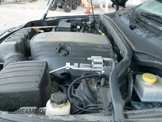 2012 Jeep Grand Cherokee Overland Summit z VIN 1C4RJFCT9CC270571, wystawiony jako IAAI lot #43315764 z przebiegiem 190 329 mil mil oraz . Historia ofert i sprzedaży dostępna na DreamBid. Obrazek 19.