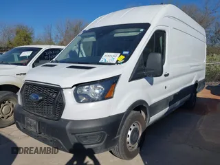2023 Ford Transit Cargo z VIN 1FTBR3X8XPKA69739, wystawiony jako IAAI lot #41824302 z przebiegiem 67 703 mil mil oraz . Historia ofert i sprzedaży dostępna na DreamBid. Obrazek 2.