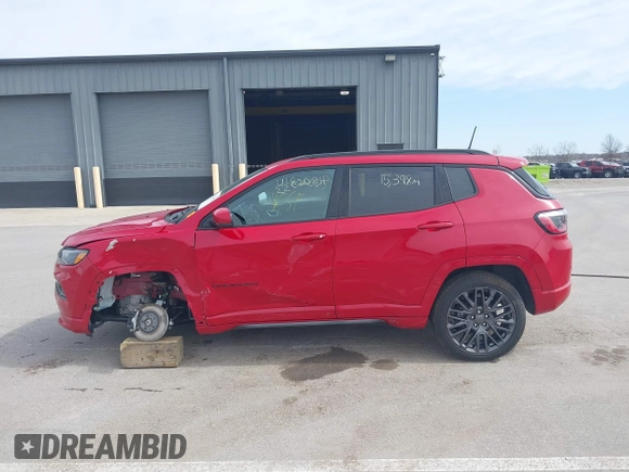 2022 Jeep Compass High Altitude with VIN 3C4NJDCB3NT194315, listed as a IAAI auction lot 41806533 with 15,398 mi miles and . Bid and sale history available at DreamBid. Image 14.