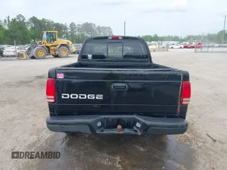 2000 Dodge Dakota Sport с VIN 1B7GL2AX5YS775200, выставлен на аукционе IAAI как лот 42113896 с пробегом 224 337 миль миль и . История ставок и продаж доступна на DreamBid. Изображение 16.