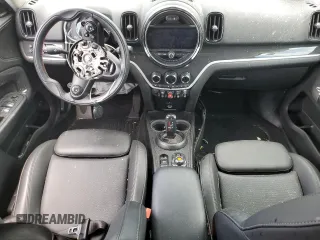 2020 MINI Countryman Cooper S with VIN WMZYX1C06L3L24945, listed as a Copart auction lot 61231204 with Not Provided miles and Salvage Title. Bid and sale history available at carsss.com. Image 8.