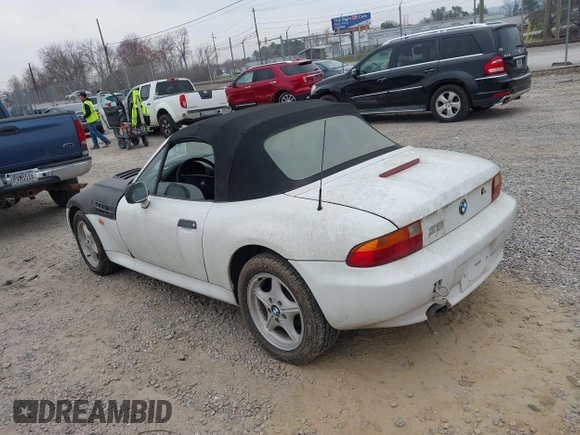1996 BMW 3 Series Z3 1.9 z VIN 4USCH7322TLB73997, wystawiony jako IAAI lot #41778288 z przebiegiem Nie podano mil oraz . Historia ofert i sprzedaży dostępna na DreamBid. Obrazek 3.