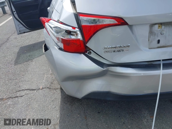 2016 Toyota Corolla L z VIN 2T1BURHEXGC488178, wystawiony jako IAAI lot #42308517 z przebiegiem 136 114 mil mil oraz . Historia ofert i sprzedaży dostępna na DreamBid. Obrazek 6.