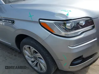 2023 Lincoln Navigator Reserve z VIN 5LMJJ3LG4PEL12405, wystawiony jako IAAI lot #42275219 z przebiegiem 55 394 mil mil oraz . Historia ofert i sprzedaży dostępna na DreamBid. Obrazek 12.
