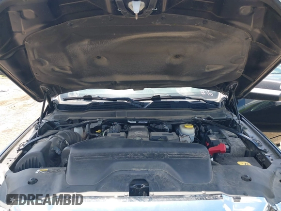 2019 Ram 2500 Tradesman with VIN 3C6UR5CL7KG552062, listed as a IAAI auction lot 42253889 with 56,067 mi miles and . Bid and sale history available at DreamBid. Image 10.