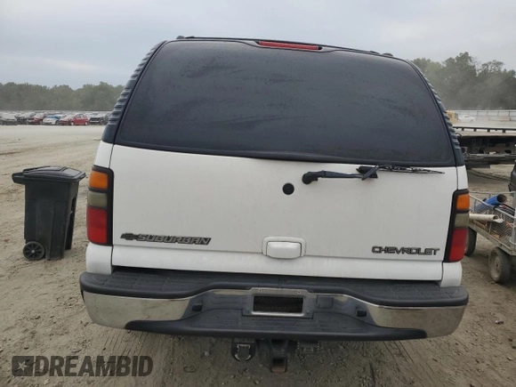 2005 Chevrolet Suburban LT with VIN 1GNFK16Z85J134683, listed as a Copart auction lot 71528434 with 233,134 mi miles and Salvage Title. Bid and sale history available at carsss.com. Image 6.