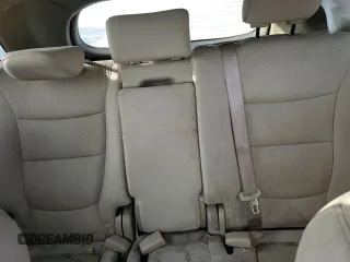 2013 Kia Sorento LX z VIN 5XYKTCA66DG423668, wystawiony jako Copart lot #43718905 z przebiegiem 201 892 mil mil oraz Szkoda całkowita • Salvage title. Historia ofert i sprzedaży dostępna na DreamBid. Obrazek 10.