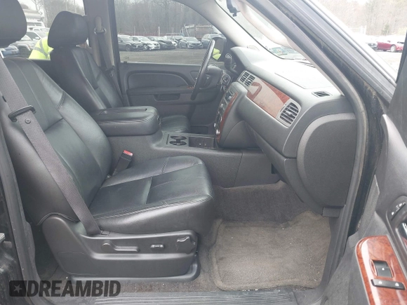 2012 Chevrolet Tahoe LT with VIN 1GNSKBE07CR181659, listed as a IAAI auction lot 42026896 with 176,779 mi miles and . Bid and sale history available at DreamBid. Image 5.