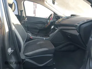 2014 Ford Escape S с VIN 1FMCU0F7XEUC76252, выставлен на аукционе IAAI как лот 42442744 с пробегом 282 329 миль миль и . История ставок и продаж доступна на DreamBid. Изображение 5.