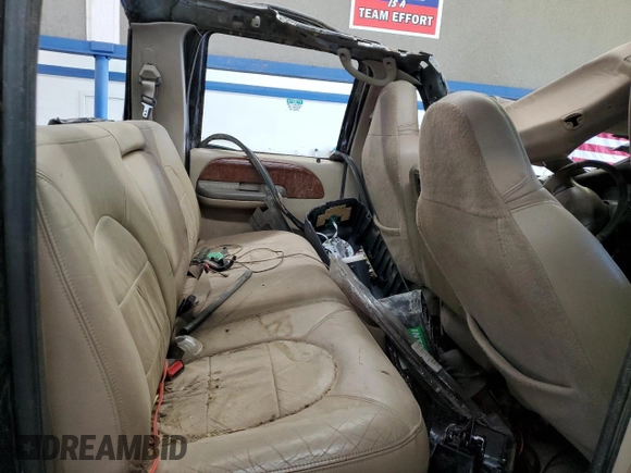 2000 Ford F-350 XL with VIN 1FTSW31F5YEC49047, listed as a Copart auction lot 71756504 with Not Provided miles and Salvage Title. Bid and sale history available at DreamBid. Image 10.